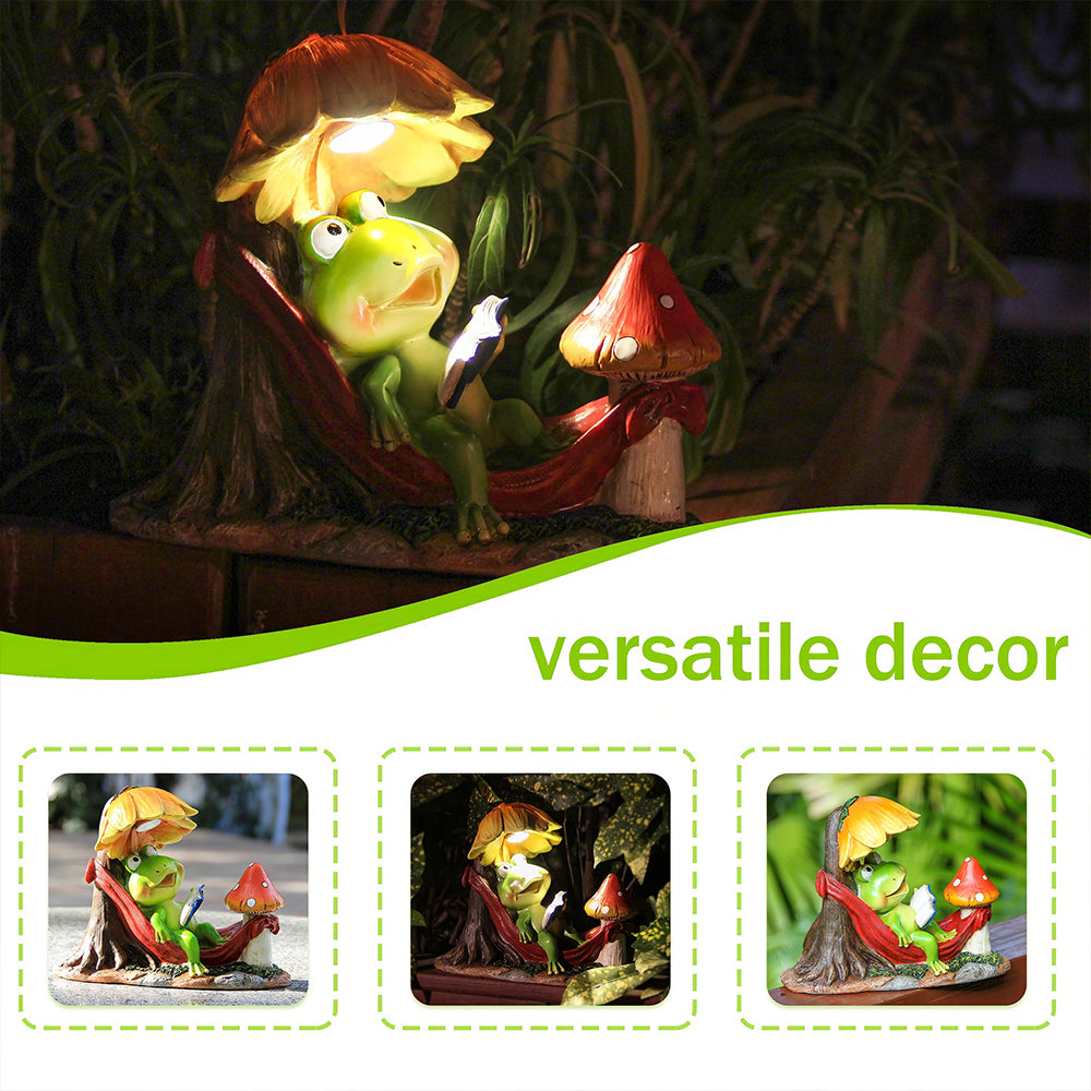 Solar Frog Statue with LED Light Resin Outdoor Garden Decor